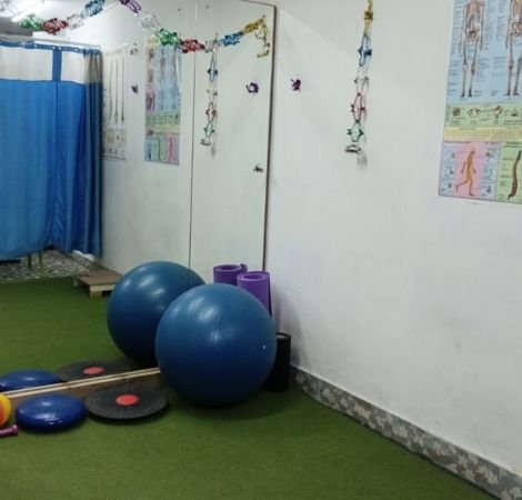 treatment room in physiotherapy clinic in Chennai